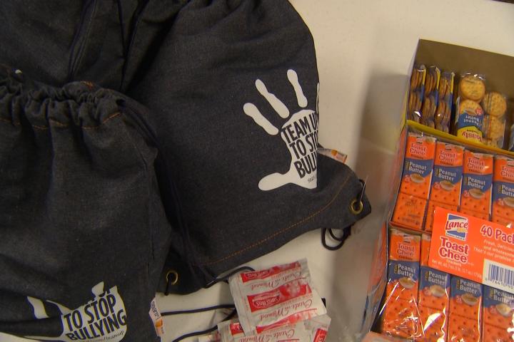 Manistee Blessings in a Backpack Feeds Kids on Weekends