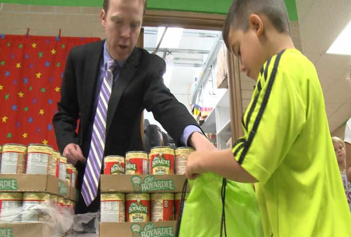 Blessings in Backpack Program helps dozens of Quincy Public School kids