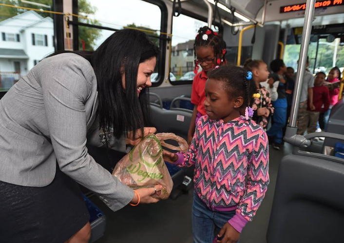 Syracuse joins national hunger fight by feeding school kids on the weekends