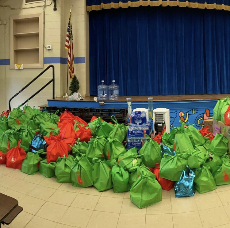 Furyk Foundation bags of food Bags of food from Furyk Foundation