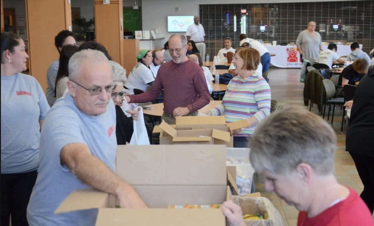 Race to Feed Frederick 2024 volunteers racing to pack food